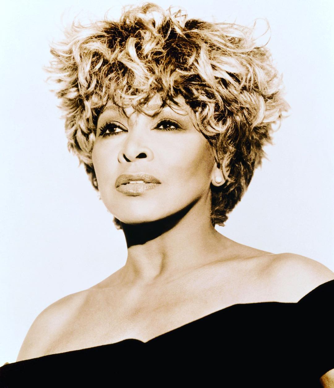 instagram.com/tinaturner